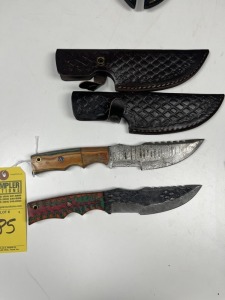 ASSORTED 5.5'' HUNTING & SKINNING KNIVES - CUSTOM HANDMADE DAMASCUS STEEL - PAKKA WOOD HANDLE - LAMINATED LEATHER SHEATH