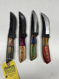ASSORTED 4.5'' HUNTING & SKINNING KNIVES - CUSTOM HANDMADE DAMASCUS STEEL - PAKKA WOOD HANDLE - LAMINATED LEATHER SHEATH