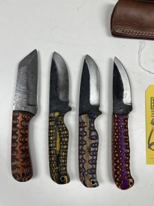 ASSORTED 4'' HUNTING & SKINNING KNIVES - 1- BULL CUTTING - CUSTOM HANDMADE DAMASCUS STEEL - PAKKA WOOD HANDLE - LAMINATED LEATHER SHEATH