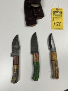 ASSORTED SKINNING KNIVES - CUSTOM HANDMADE DAMASCUS STEEL - PAKKA WOOD HANDLE - LAMINATED LEATHER SHEATH