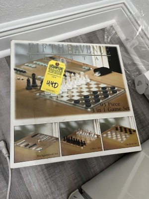 5th AVENUE CRYSTAL 95-PIECE 3-IN-1 GAME SET