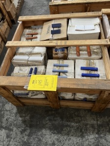 LOT ASSORTED - CERAMICA LASA CERAMIC TILE - WHITE 4x4 / BULLNOSE / TRIM (1 PALLET)