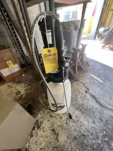 PUMP SPRAYER