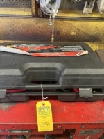 TORIN HYDRAULIC RAM SYSTEM IN CASE