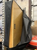 WOOD CORNHOLE GAME IN BAG