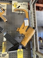 BOSTITCH M111FS PNEUMATIC FLOOR STAPLER / NAILER