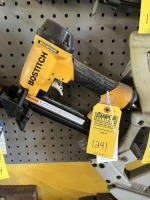 BOSTITCH PNEUMATIC ANGLED FLOOR STAPLER