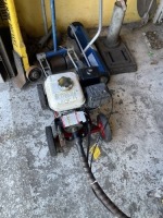 LITTLE BEAVER 5 AUGER MACHINE WITH HONDA ENGINE - SERIAL No. 38036