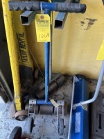 LINOLEUM ROLLER