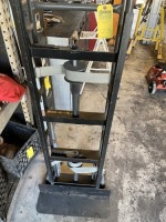 APPLIANCE HAND TRUCK WITH RATCHET STRAPS