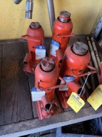 ASSORTED BOTTLE JACKS