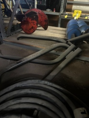 METAL STANDS