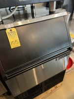 MAXX ICE SMALL CUBE ICE MACHINE - 24x26x42