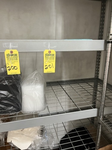 LOT PAPER GOODS