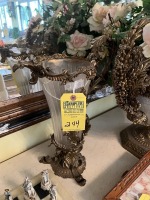 ORNATE GLASS & GOLD COLOR VASE (GLASS CRACKED)