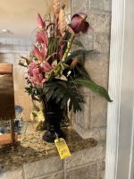 ASSORTED - 1- VASE / 1- BOX WITH ARTIFICIAL FLOWERS