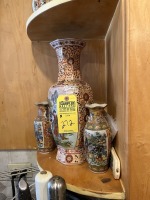 ASSORTED ORIENTAL VASES