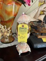 ASSORTED - 1- MUSICAL CAROUSEL HORSES IN EGGS - 1- GLOBE