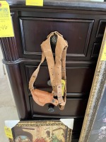 LEATHER GUN HOLSTER WITH SHOULDER HOLSTER