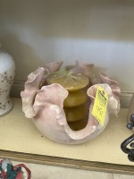 LARGE RUFFLED BOWL WITH LARGE CANDLE