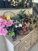 ASSORTED ARTIFICIAL FLOWERS / PLANTS - IN VASES, POTS, ETC