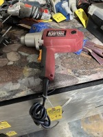 CHICAGO ELECTRIC CORDED 1/2'' IMPACT WRENCH
