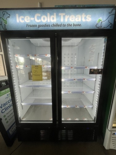 MIGALI C-49FM-HCe FREEZER - 2 GLASS DOORS / 8 SHELVES / 115V / 60Hz / 1 PHASE - SERIAL No. 003220627092C0010