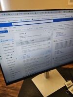 DELL MONITOR ON STAND - 27'' - WITH KEYBOARD & MOUSE