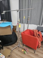 PROFESSIONAL PHOTOGRAPHY LIGHT STAND WITH BOOM ARM