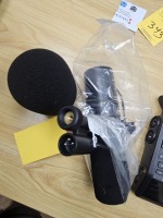 SHURE STUDIO MICROPHONE WITH ALTERNATE MIC COVER