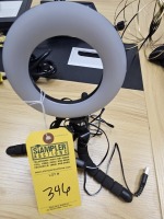 LIGHT RING ON STAND