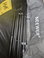 NEEWER STANDS IN BAG