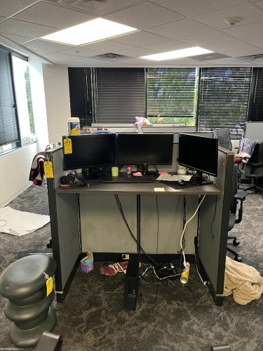 GRAY CUBICLE STATIONS - 8- 3'x3' / 1- 4'x2'