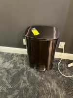 QUALIA ZERO GARBAGE CAN