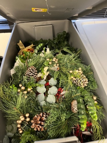 TOTES WITH CHRISTMAS DECOR