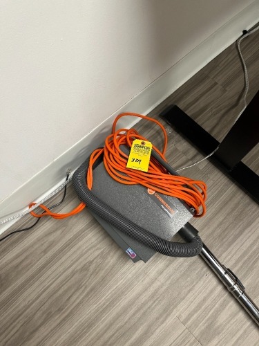 HOOVER COMMERCIAL PORTAPOWER VACUUM CLEANER