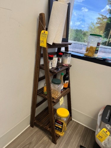 DECORATIVE LADDER WITH CONTENTS