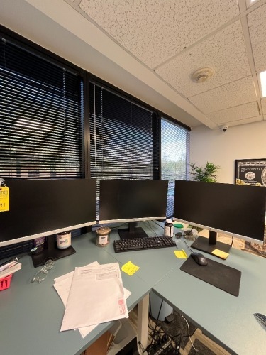 HP 24'' MONITORS - WITH KEYBOARD, MOUSE & BATTERY BACKUP