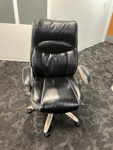 SERTA BLACK ROLLING OFFICE CHAIR