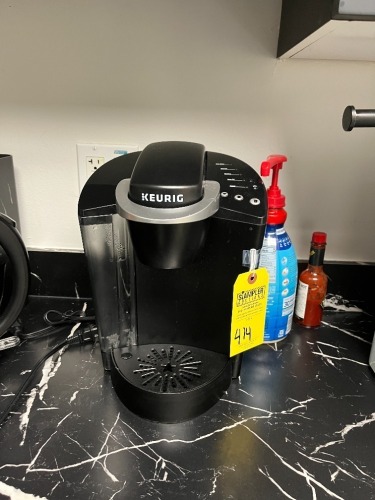 KEURIG MACHINE