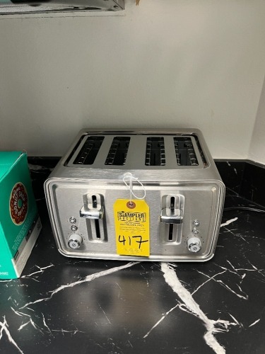 BLACK & DECKER 4-SLICE BAGEL SIZE TOASTER