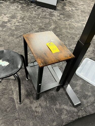 SMALL ELECTRIC END TABLE