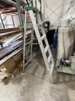GORILLA ALUMINUM LADDER - 5'