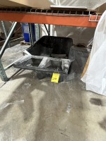 RUBBERMAID WHEEL BARROW
