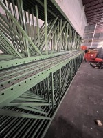 GREEN UPRIGHTS - 24'x42'' - 29 GAUGE (NEW)