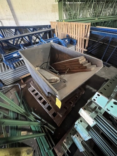 ROUVA HOPPER FORKLIFT ATTACHMENT