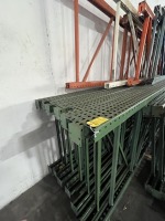 GREEN UPRIGHTS - 22'x42''