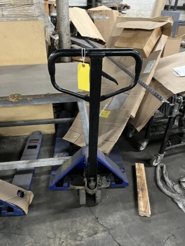 BLUE PALLET JACK (NEW)