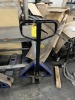 BLUE PALLET JACK (NEW)