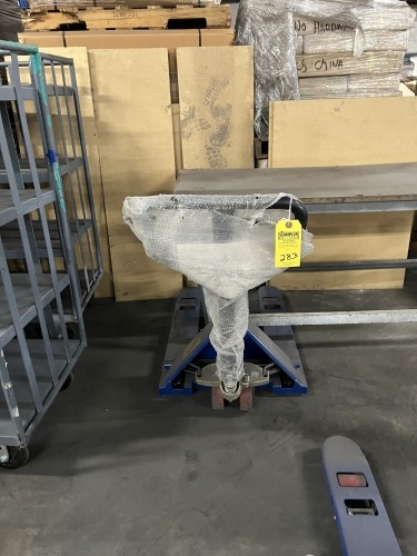 BLUE PALLET JACK (NEW)